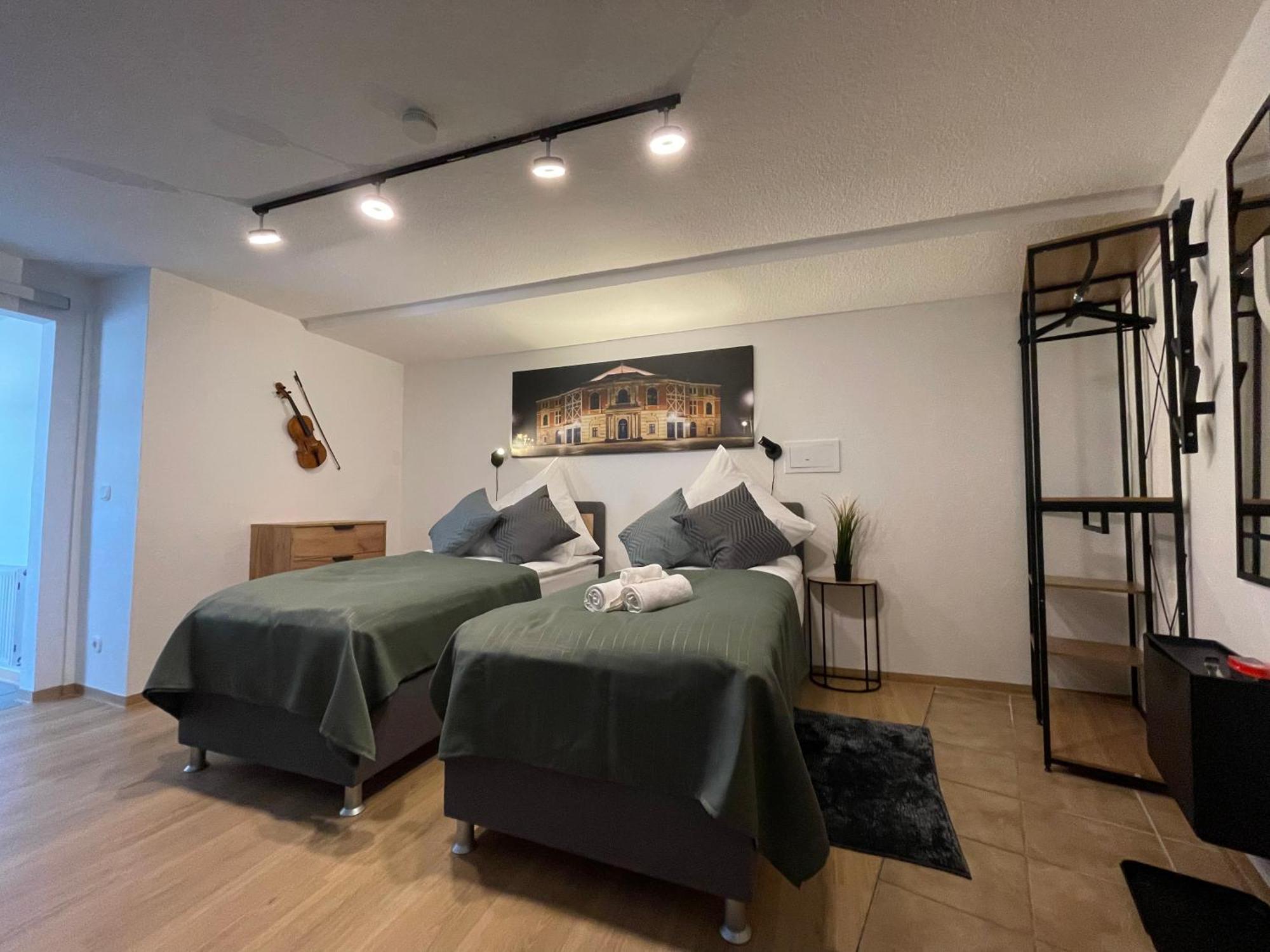Apartment Violine1 Am Bahnhof-City ไบรอยท์ ภายนอก รูปภาพ