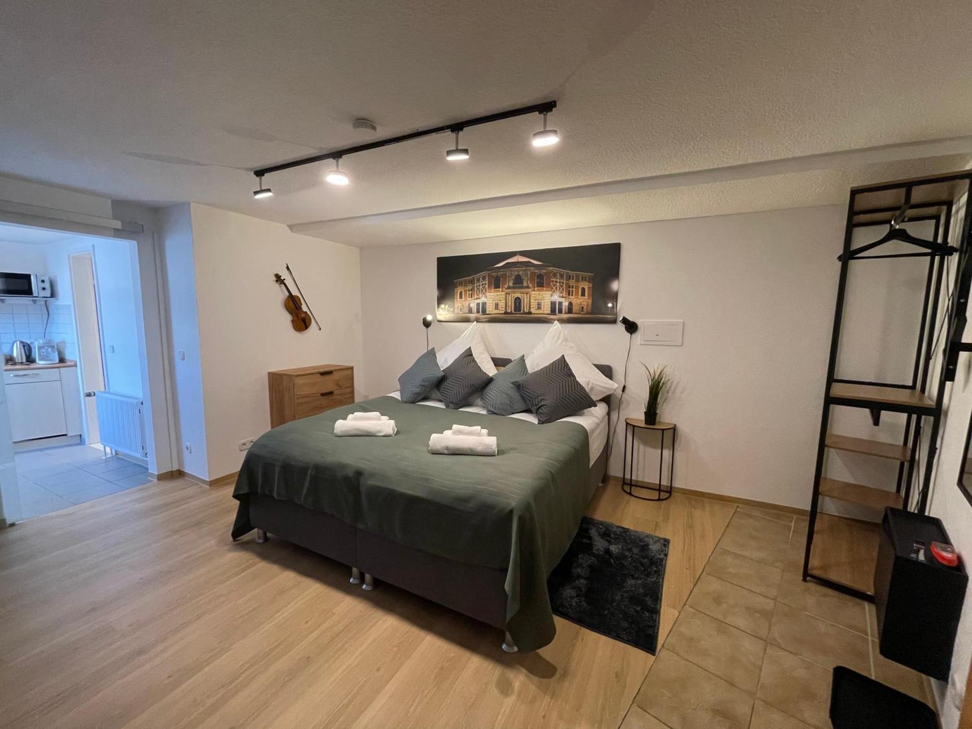 Apartment Violine1 Am Bahnhof-City ไบรอยท์ ภายนอก รูปภาพ