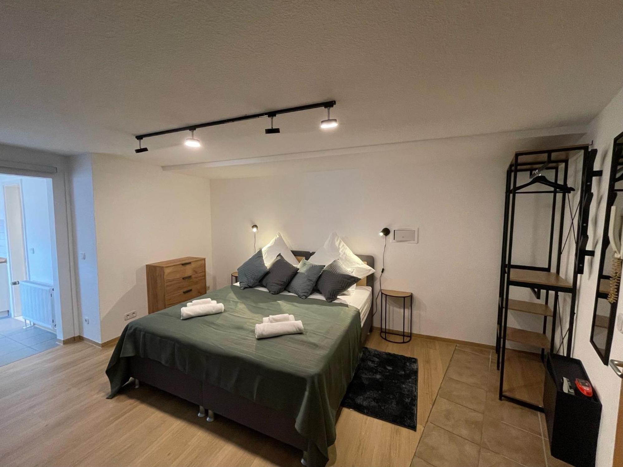 Apartment Violine1 Am Bahnhof-City ไบรอยท์ ภายนอก รูปภาพ