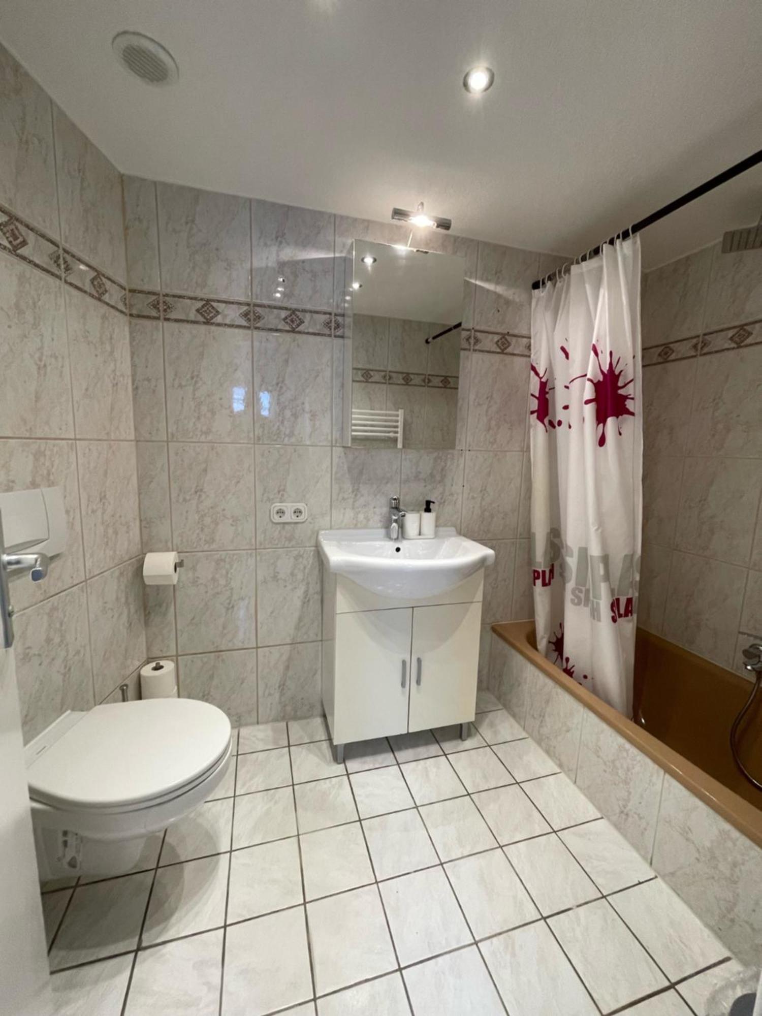 Apartment Violine1 Am Bahnhof-City ไบรอยท์ ภายนอก รูปภาพ